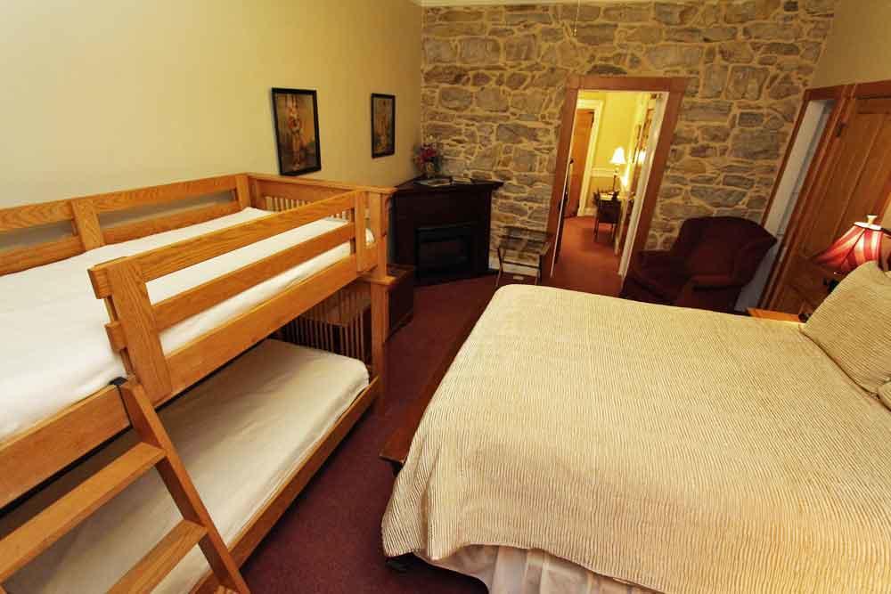 Rocky Acre Farm Bed & Breakfast Mount Joy 외부 사진