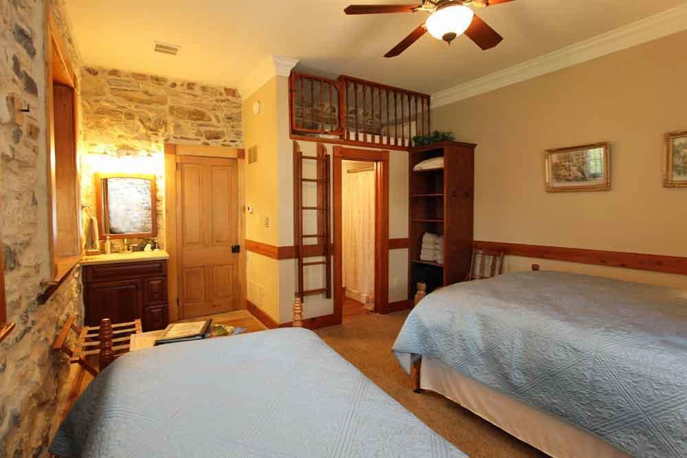 Rocky Acre Farm Bed & Breakfast Mount Joy 외부 사진