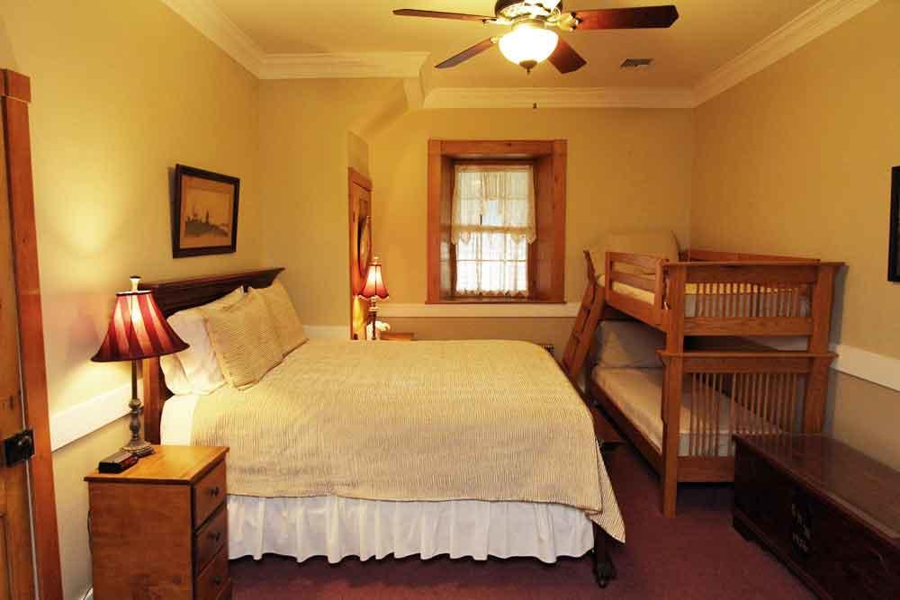 Rocky Acre Farm Bed & Breakfast Mount Joy 외부 사진